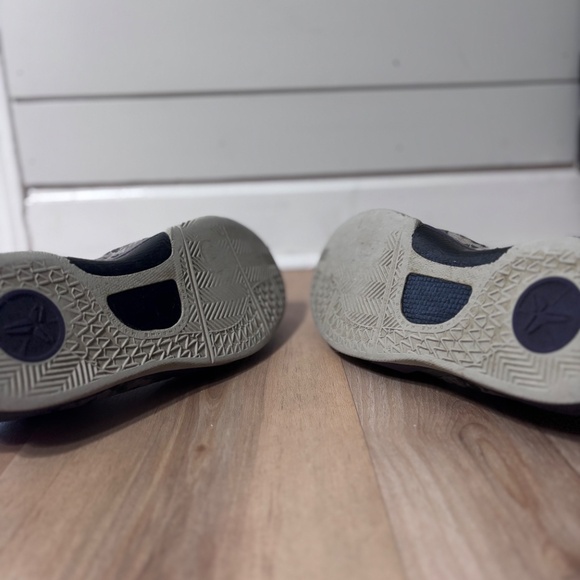 Kobe 8 Mine Grey Size 7 - Picture 5 of 6